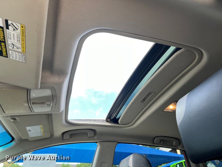 image for item LU9941 2013 Nissan Rogue SUV