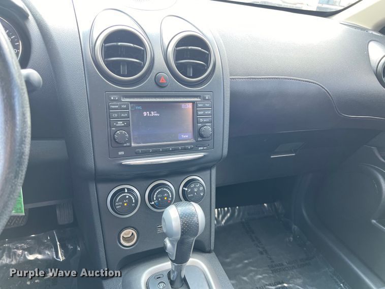 image for item LU9941 2013 Nissan Rogue SUV