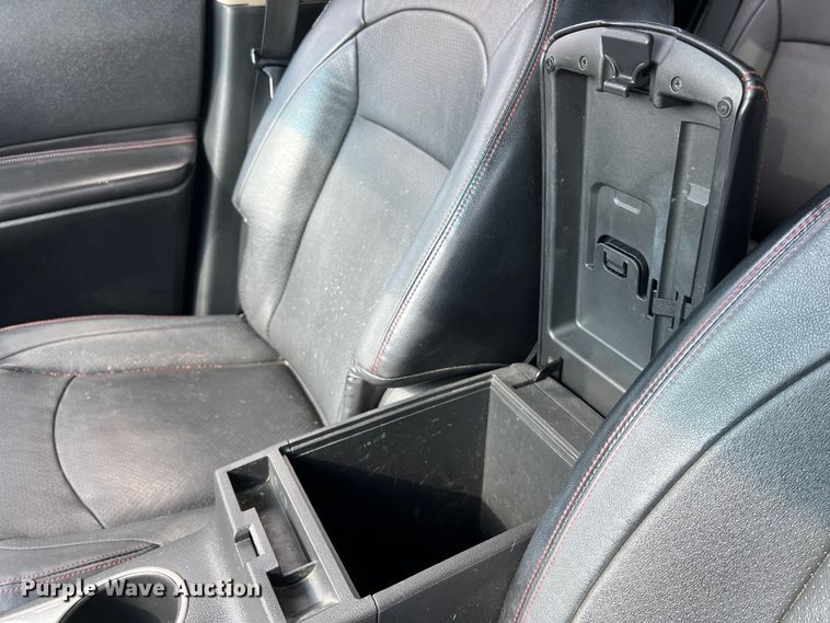 image for item LU9941 2013 Nissan Rogue SUV