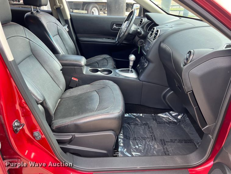 image for item LU9941 2013 Nissan Rogue SUV