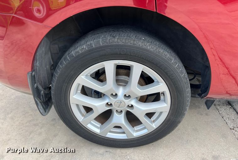 image for item LU9941 2013 Nissan Rogue SUV