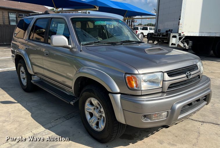 image for item LU9942 2002 Toyota  4Runner SUV