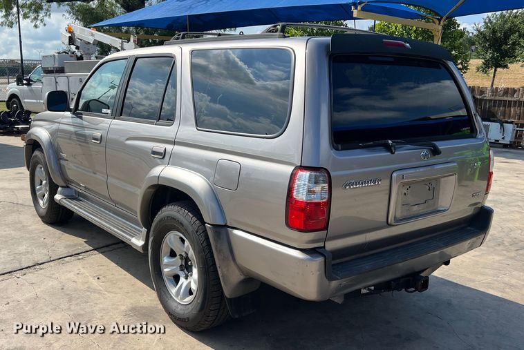 image for item LU9942 2002 Toyota  4Runner SUV