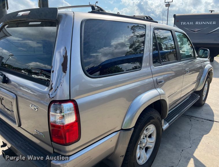 image for item LU9942 2002 Toyota  4Runner SUV