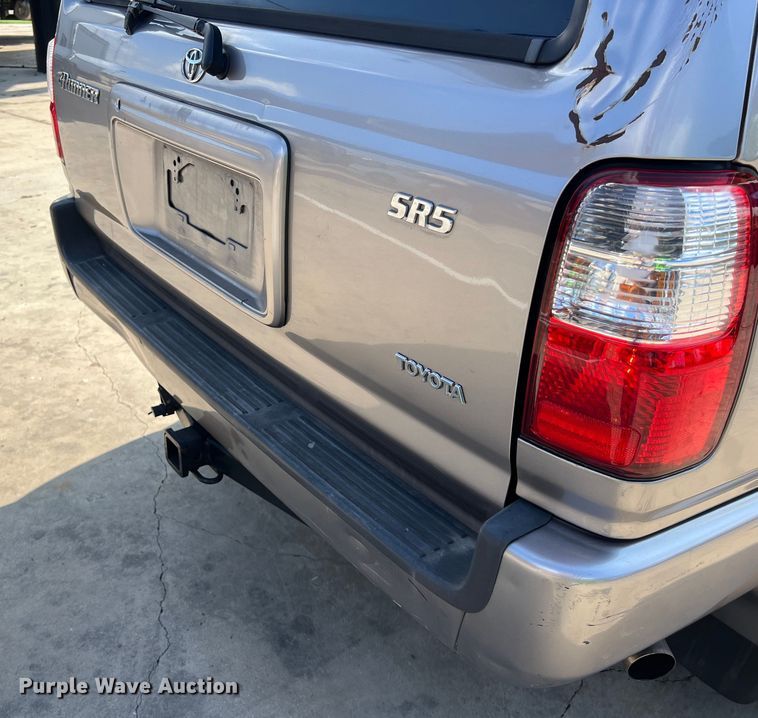 image for item LU9942 2002 Toyota  4Runner SUV