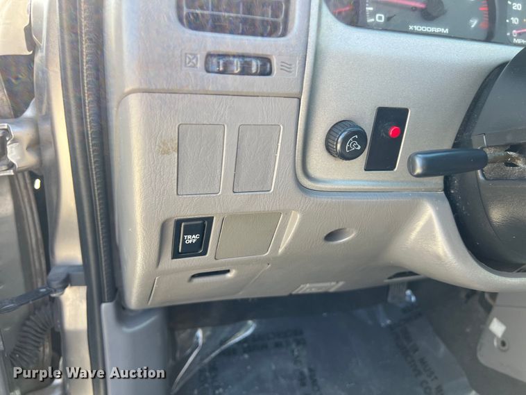 image for item LU9942 2002 Toyota  4Runner SUV