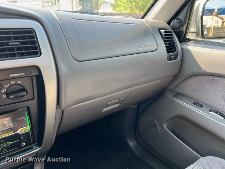 image for item LU9942 2002 Toyota  4Runner SUV