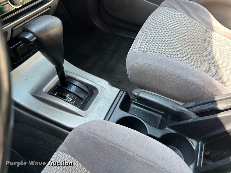 image for item LU9942 2002 Toyota  4Runner SUV