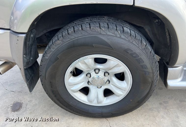 image for item LU9942 2002 Toyota  4Runner SUV