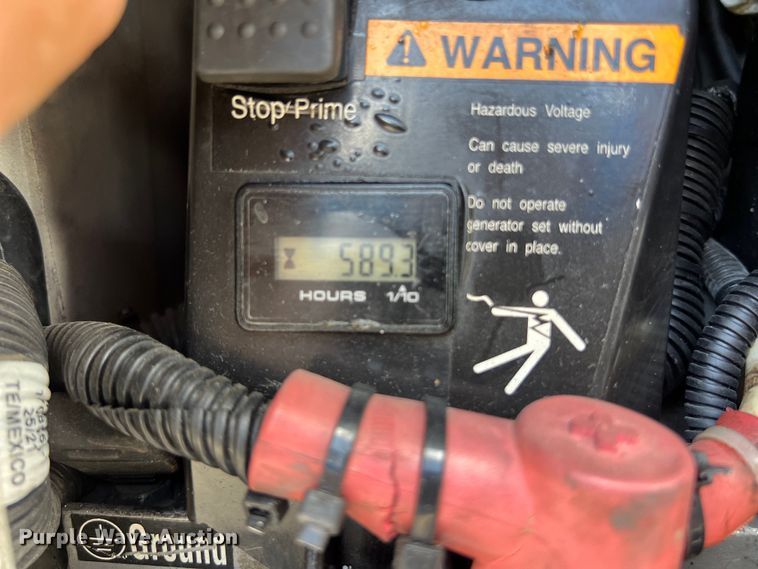 image for item LU9943 2009 Isuzu NPR box truck