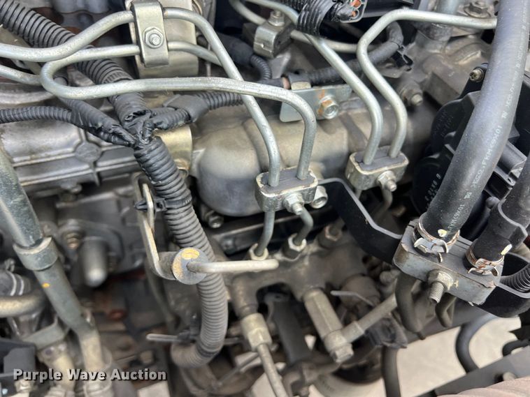 image for item LU9943 2009 Isuzu NPR box truck