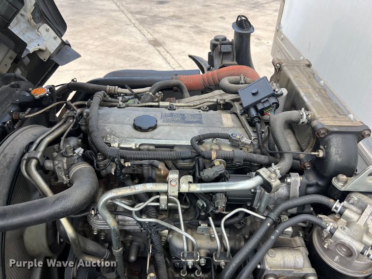 image for item LU9943 2009 Isuzu NPR box truck