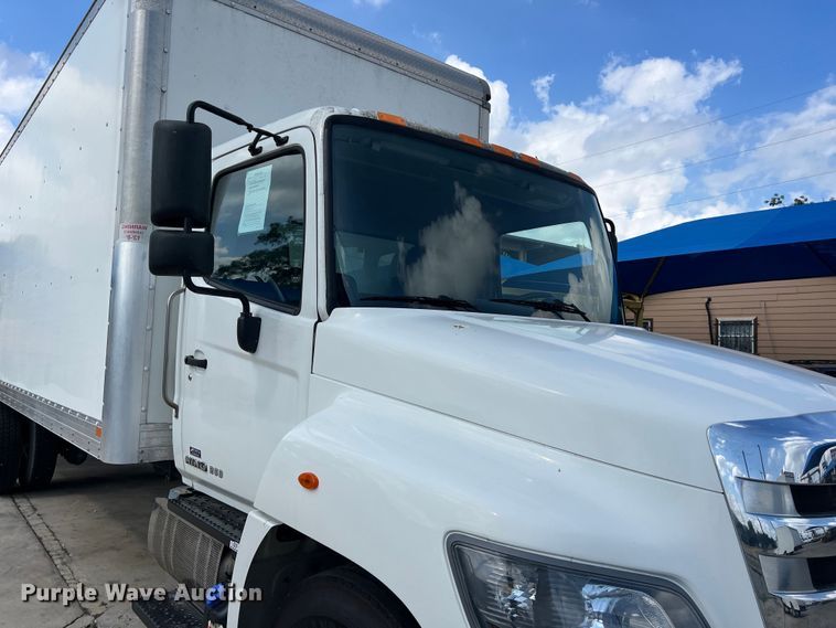 image for item LU9944 2019 Hino 268A box truck