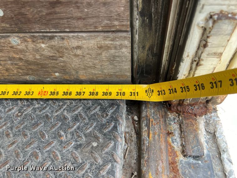 image for item LU9944 2019 Hino 268A box truck