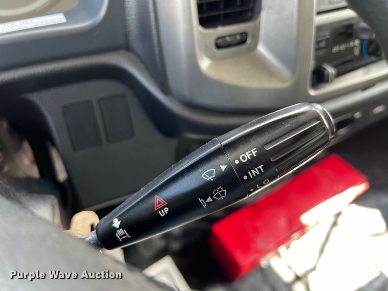 image for item LU9944 2019 Hino 268A box truck