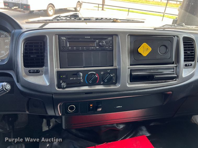 image for item LU9944 2019 Hino 268A box truck