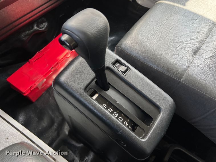 image for item LU9944 2019 Hino 268A box truck