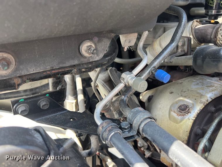 image for item LU9944 2019 Hino 268A box truck