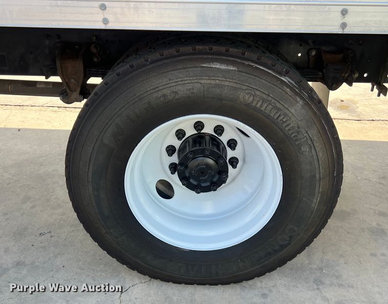 image for item LU9944 2019 Hino 268A box truck