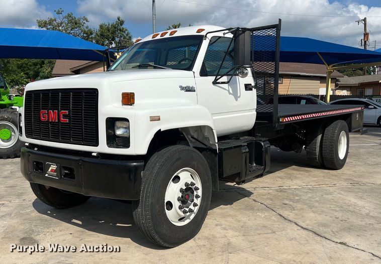 image for item LU9945 1996 GMC TopKick flatbed truck