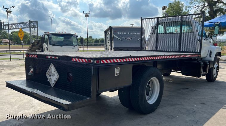 image for item LU9945 1996 GMC TopKick flatbed truck