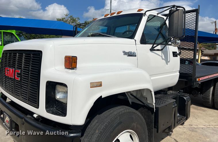 image for item LU9945 1996 GMC TopKick flatbed truck