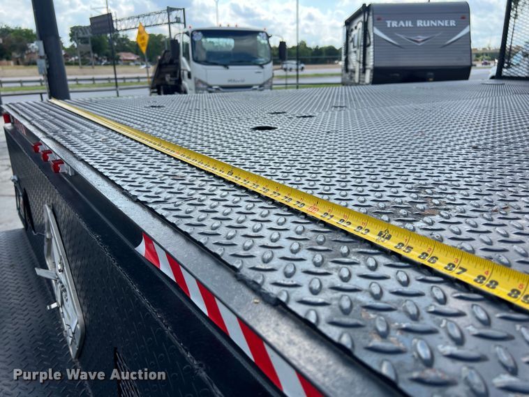 image for item LU9945 1996 GMC TopKick flatbed truck