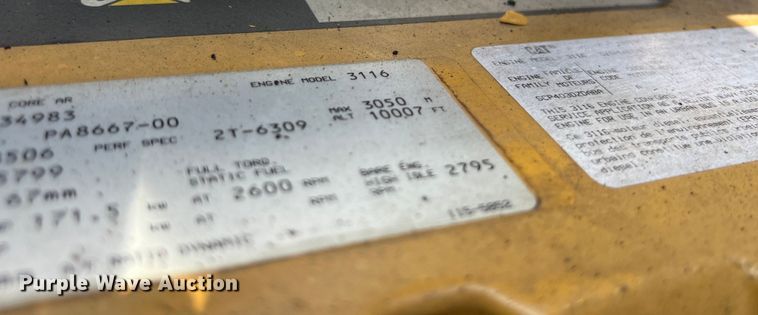 image for item LU9945 1996 GMC TopKick flatbed truck