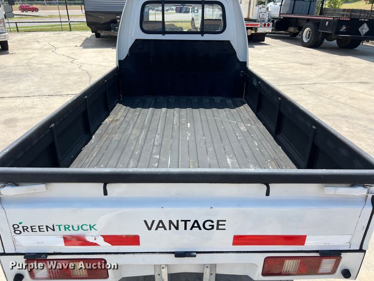 image for item LU9946 2012 Vantage EV 1000 mini truck