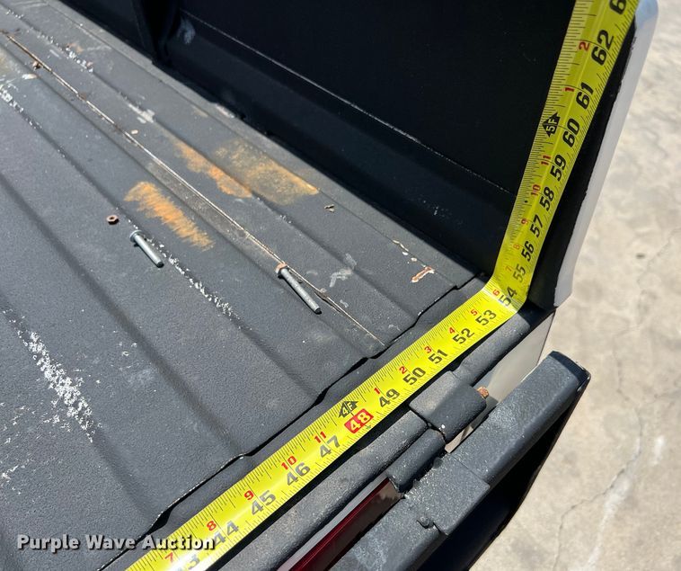 image for item LU9946 2012 Vantage EV 1000 mini truck