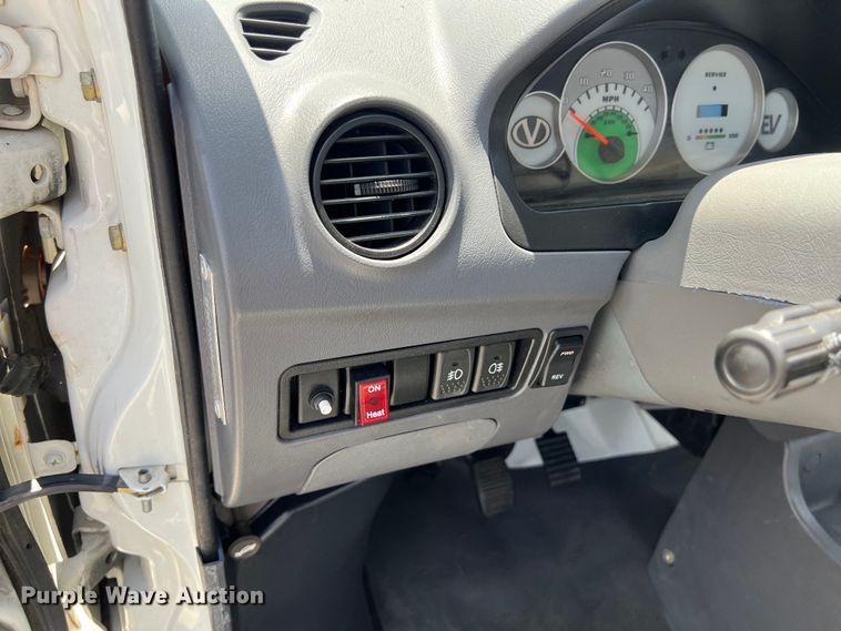 image for item LU9946 2012 Vantage EV 1000 mini truck