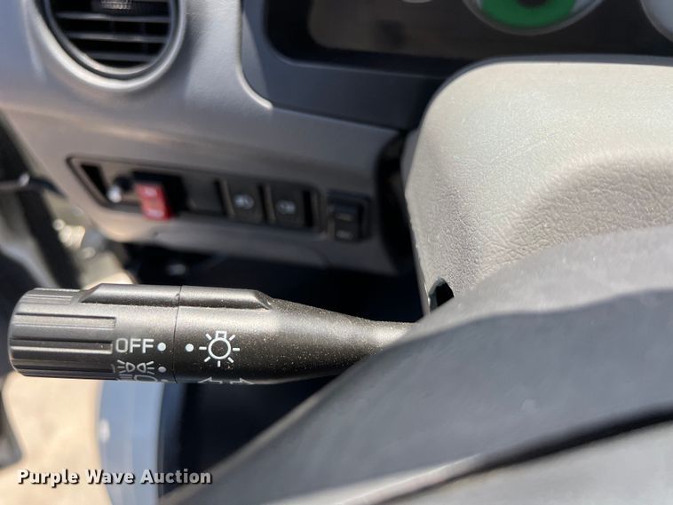 image for item LU9946 2012 Vantage EV 1000 mini truck