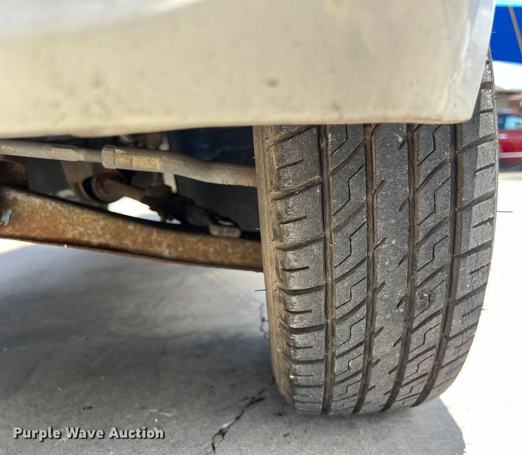 image for item LU9946 2012 Vantage EV 1000 mini truck