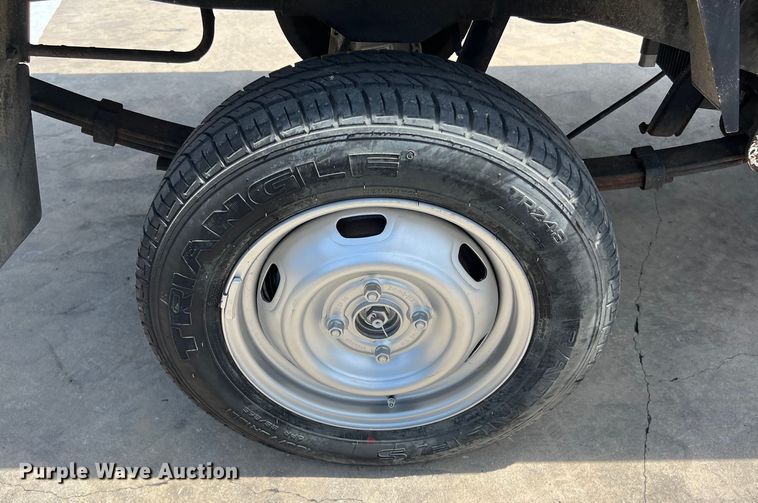 image for item LU9946 2012 Vantage EV 1000 mini truck