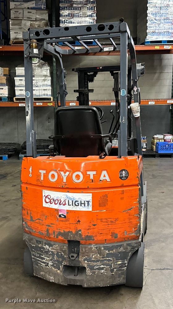 image for item MU9791 Toyota 7FBCU25 Forklift