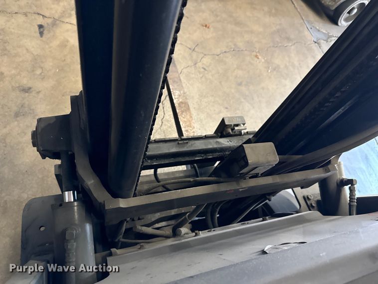 image for item MU9791 Toyota 7FBCU25 Forklift