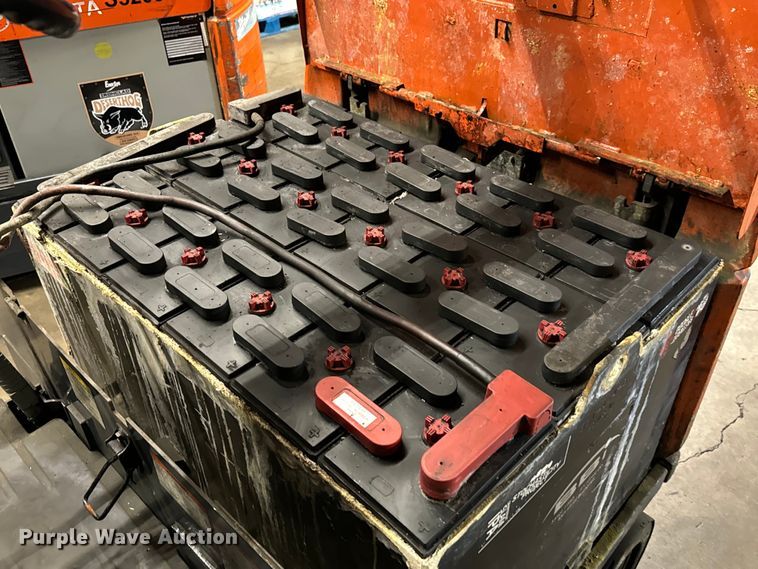 image for item MU9791 Toyota 7FBCU25 Forklift