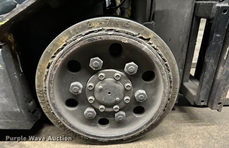 image for item MU9791 Toyota 7FBCU25 Forklift