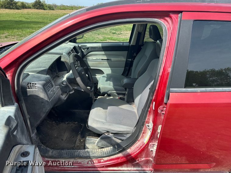 image for item ND9262 2007 Jeep Compass SUV