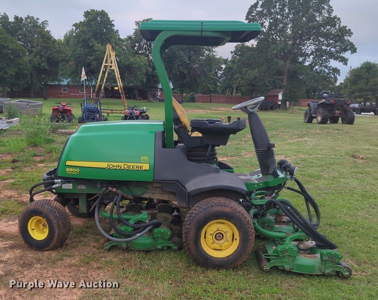 image for item NG9877 John Deere 8800 lawn mower