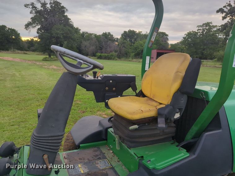 image for item NG9877 John Deere 8800 lawn mower