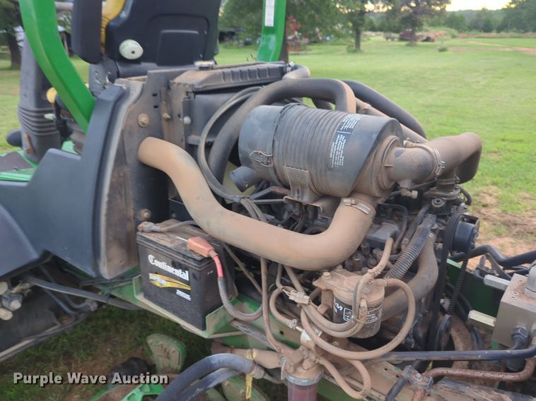 image for item NG9877 John Deere 8800 lawn mower