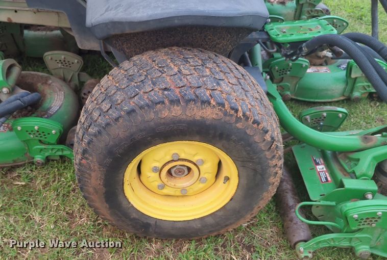 image for item NG9877 John Deere 8800 lawn mower