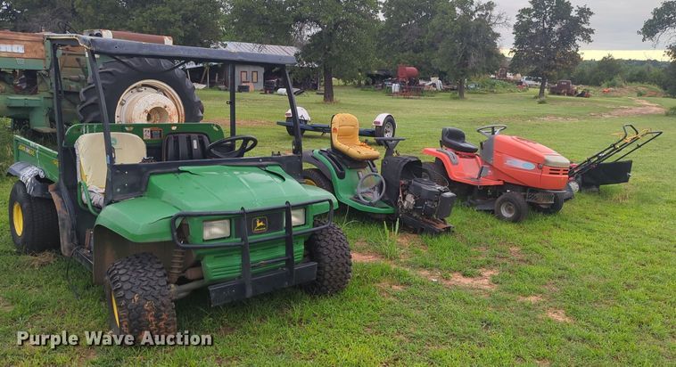 image for item NG9879 2003 John Deere E-Gator utility vehicle