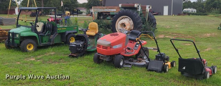 image for item NG9879 2003 John Deere E-Gator utility vehicle
