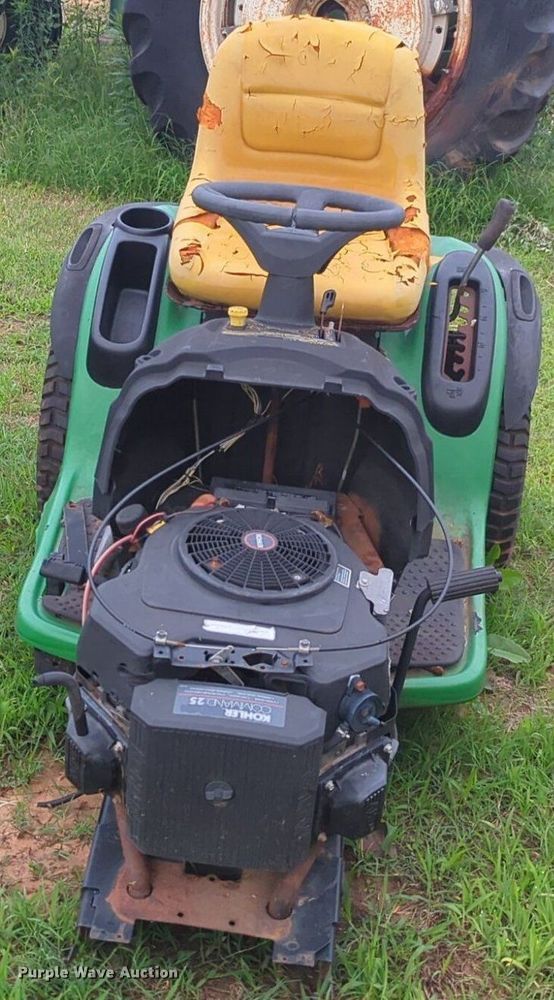 image for item NG9879 2003 John Deere E-Gator utility vehicle