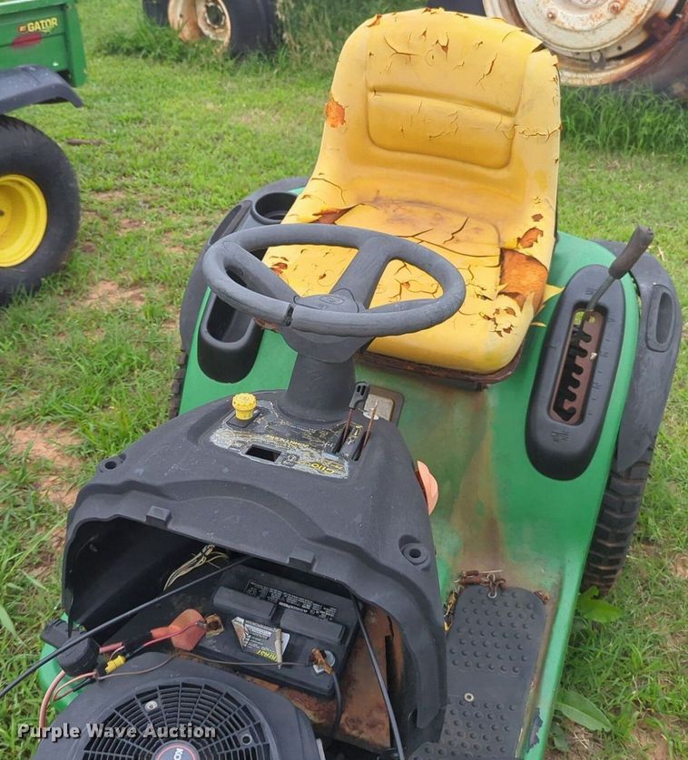 image for item NG9879 2003 John Deere E-Gator utility vehicle