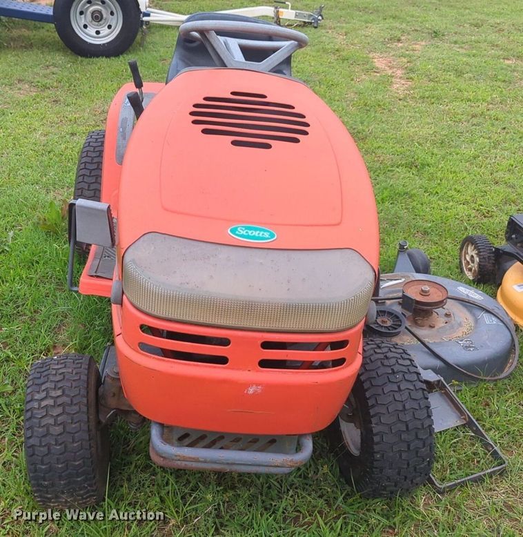image for item NG9879 2003 John Deere E-Gator utility vehicle