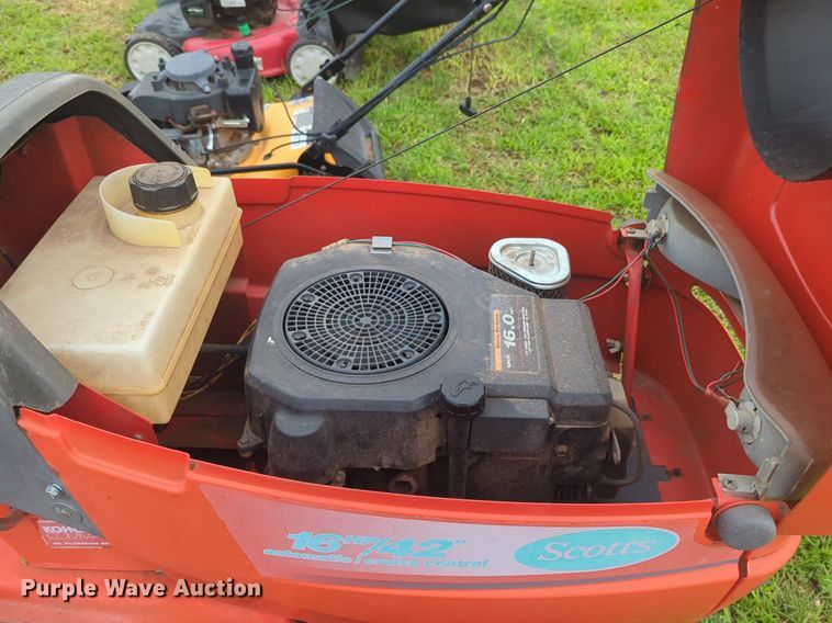 image for item NG9879 2003 John Deere E-Gator utility vehicle