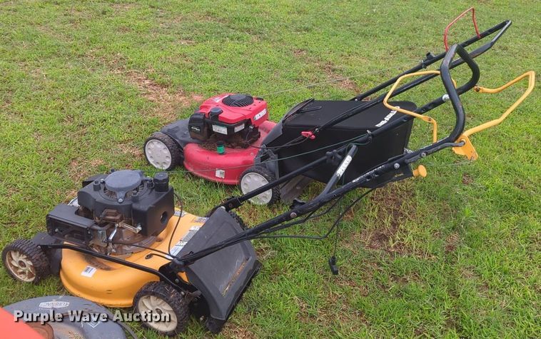 image for item NG9879 2003 John Deere E-Gator utility vehicle